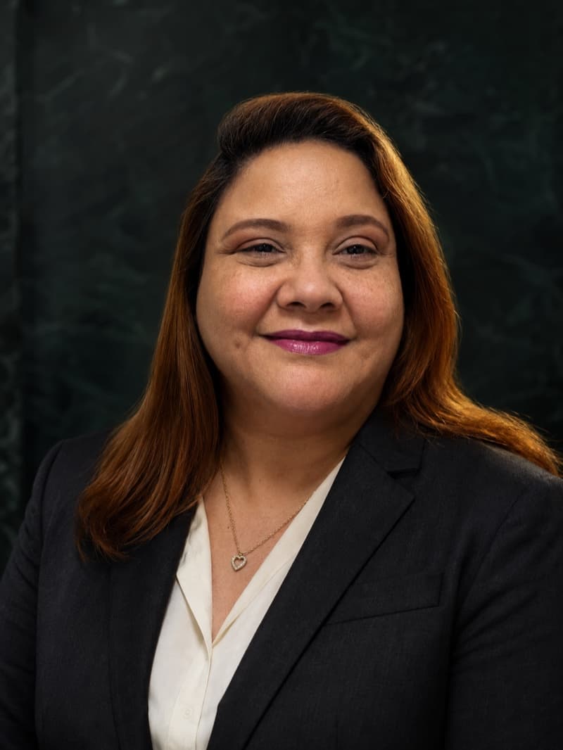 Jiselt Márquez — Office Manager · Customer Service